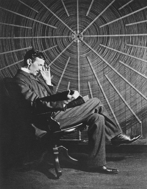Tài đi đôi với tật: Đây là những thói quen, những đức tin quái lạ của Nikola Tesla - Ảnh 2.