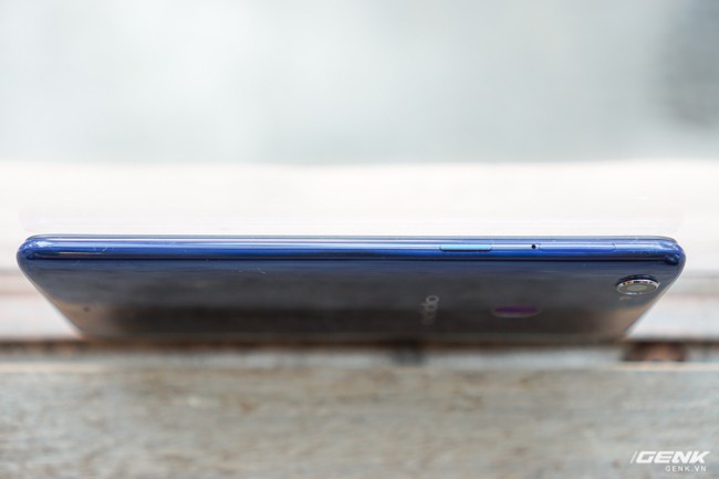 Trên tay Oppo F5 Xanh Thạch Anh: bóng bẩy, thời trang hơn, cấu hình và giá không đổi 6,99 triệu đồng - Ảnh 19.