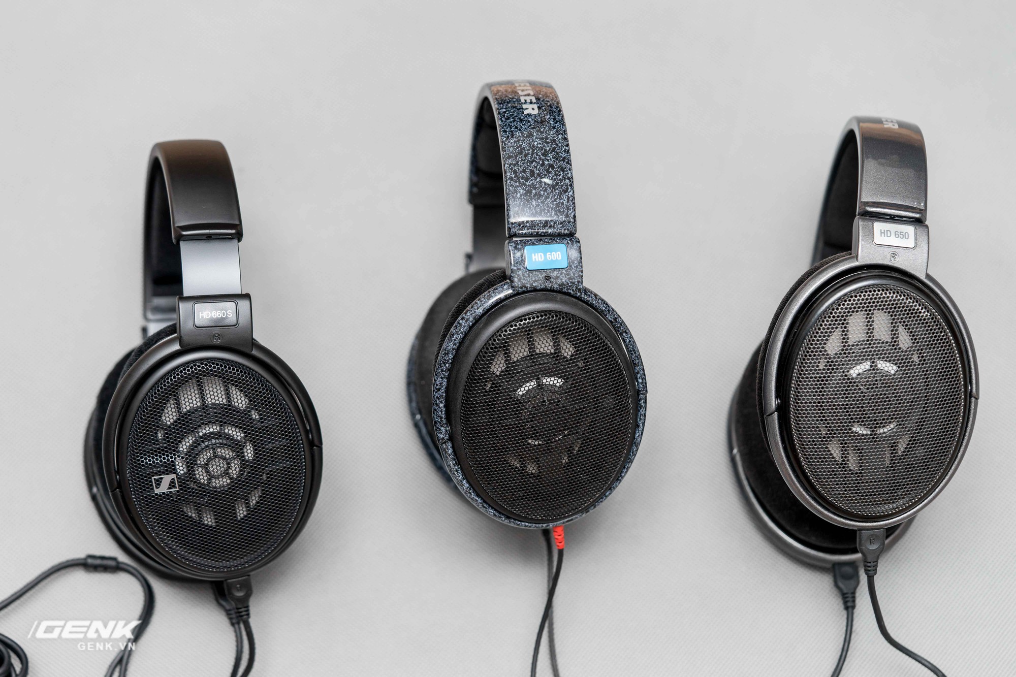 Mở hộp tai nghe cao cấp Sennheiser HD660s: Viết tiếp trang sử vàng