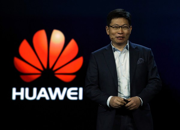  Richard Yu khẳng định Huawei P20 sẽ qua mặt iPhone X với công nghệ camera cực kỳ hiện đại. 