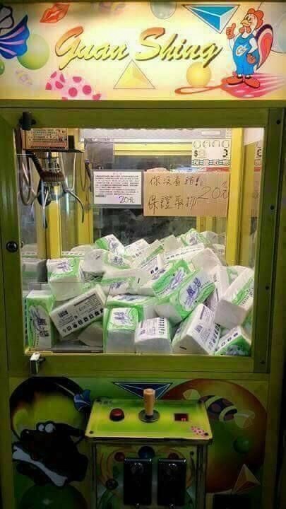 Đài Loan đang đối mặt khủng hoảng giấy vệ sinh, người dân đổ xô đi mua vì lo cháy hàng - Ảnh 6.
