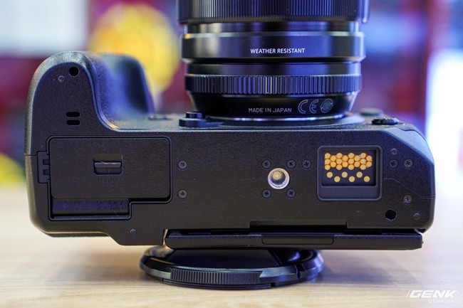 Trên tay máy ảnh đầu bảng X-H1 mới ra mắt của Fujifilm: dáng vẻ vẫn rất gọn gàng, nhiều cải tiến hơn hẳn dòng X-T, giá gần 47 triệu đồng - Ảnh 20.