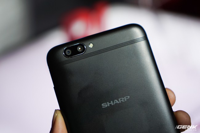 Sharp chính thức mở bán điện thoại Pi tại thị trường Việt Nam: sở hữu camera kép, cấu hình tầm trung, giá chỉ 2,99 triệu đồng - Ảnh 2.