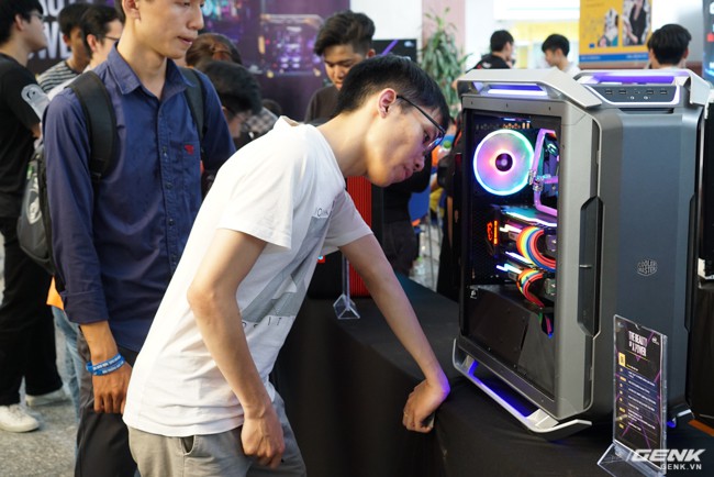 Toàn cảnh The Beauty of X Power 2018 tại TP.HCM: sân chơi thu hút nhiều bạn trẻ đam mê phần cứng PC - Ảnh 2.