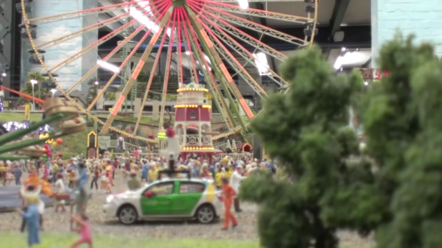 Google dùng xe Street View tí hon để quay phim thành phố mô hình, kết quả thu được cực kỳ tuyệt vời - Ảnh 8.