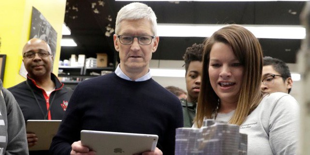 Phong cách điều hành khác biệt của Tim Cook - Chẳng cần nể nang đối tác dù họ có là công ty lớn từng gây dựng nên Silicon Valley - Ảnh 1.