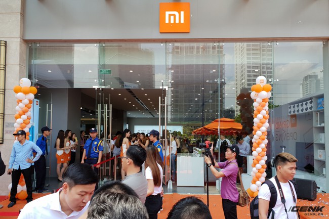Xiaomi chính thức khai trương thêm cửa hàng Mi Store thứ hai tại TP.HCM: diện tích hơn 300 m2, bày bán hơn 180 mặt hàng thuộc hệ sinh thái Mi - Ảnh 3.