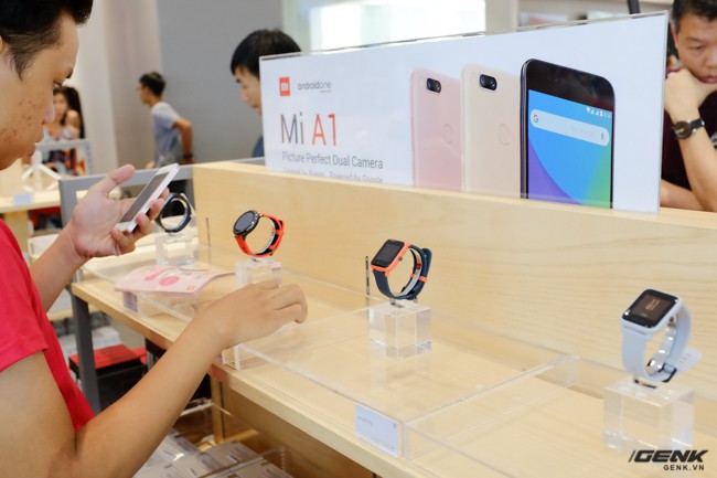 Xiaomi chính thức khai trương thêm cửa hàng Mi Store thứ hai tại TP.HCM: diện tích hơn 300 m2, bày bán hơn 180 mặt hàng thuộc hệ sinh thái Mi - Ảnh 16.