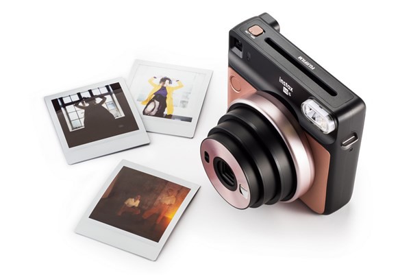 Fujifilm ra mắt Instax Square SQ6: Máy ảnh chụp lấy ngay với thiết ...