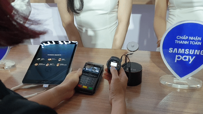 Samsung nâng cấp thêm tính năng mới cho ứng dụng thanh toán một chạm Pay: hỗ trợ thanh toán bằng Gear S3, rút tiền được tại máy ATM, đáp ứng 75% nhu cầu sử dụng thẻ của người dùng Việt - Ảnh 10.