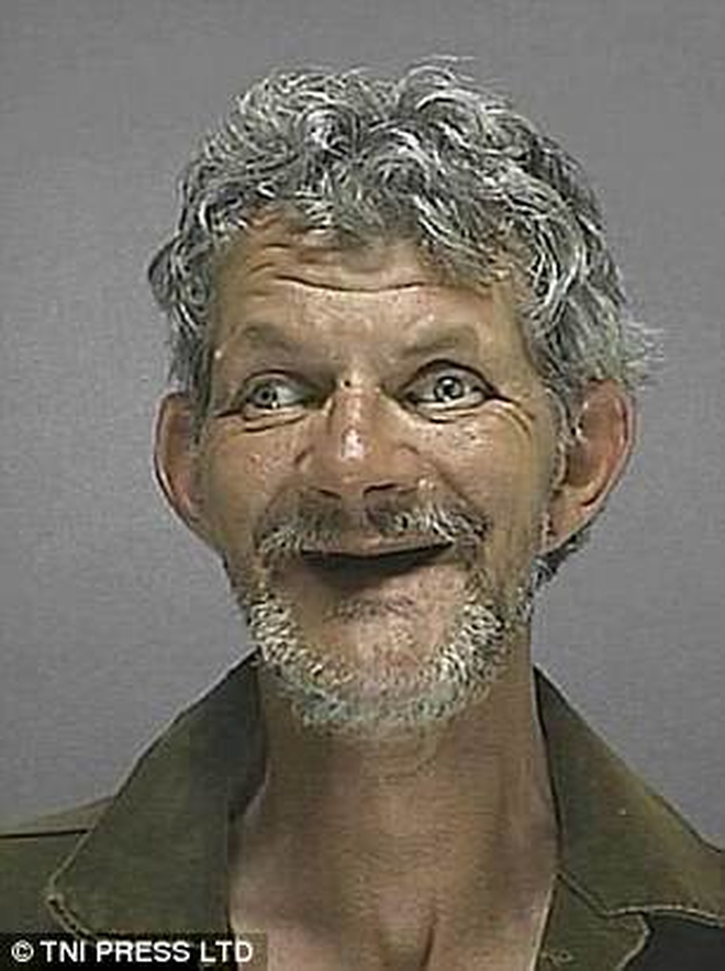 Những tấm ảnh xộ khám hài hước của tù nhân Mỹ: kẻ chỉ có 3 răng, người thì nhìn y chang con lười trong phim Ice Age - Ảnh 5.