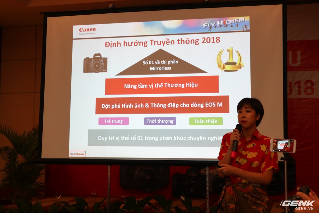 Canon Việt Nam ch&iacute;nh thức giới thiệu m&aacute;y ảnh Mirrorless EOS M50: m&aacute;y ảnh đầu ti&ecirc;n trang bị DIGIC 8, cảm biến APS-C 24,1 MP, ISO l&ecirc;n đến 51.200, gi&aacute; 19,99 triệu đồng - Ảnh 19.