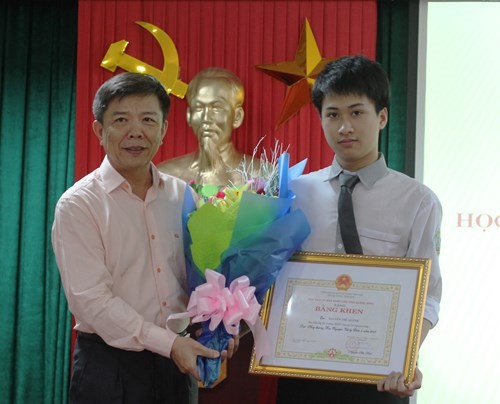 Đỗ ĐH số 1 thế giới, giành 2 HCV Olympic Quốc tế, 9x Quảng Bình lại vừa nhận Huân chương Lao động hạng Ba của Chủ tịch nước - Ảnh 5.
