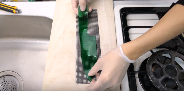 Youtuber Nhật vừa biến thạch rau câu thành dao làm bếp, có thể thái dưa chuột thành lát mỏng như giấy pơ-luya - Ảnh 13.