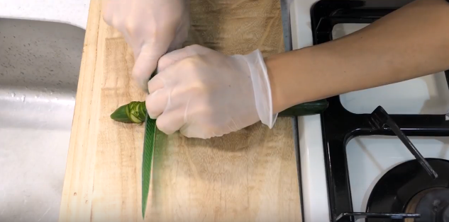 Youtuber Nhật vừa biến thạch rau câu thành dao làm bếp, có thể thái dưa chuột thành lát mỏng như giấy pơ-luya - Ảnh 20.