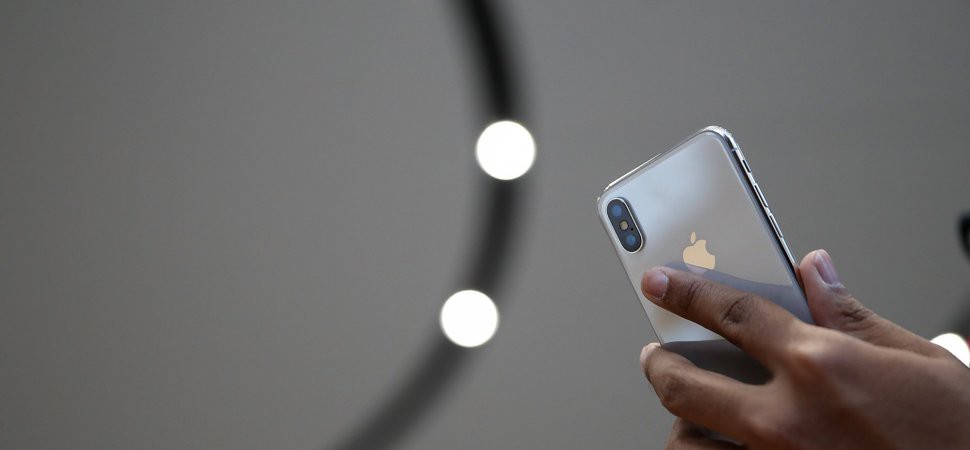 Triết l&yacute; thiết kế mới của Apple: tạo ra c&aacute;c sản phẩm dễ b&aacute;n hơn, kh&ocirc;ng cần dễ d&ugrave;ng hơn - Ảnh 2.