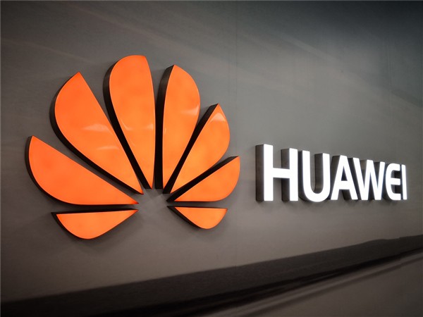 Huawei đặt mục tiêu bán ra 200 triệu chiếc smartphone trong năm 2018 - Ảnh 1.