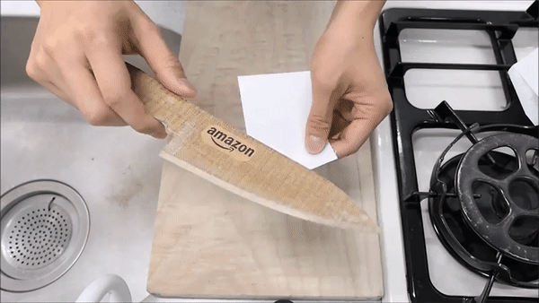 Thùng các-tông ship hàng của Amazon vừa được Youtuber Nhật Bản biến thành dao làm bếp - Ảnh 19.