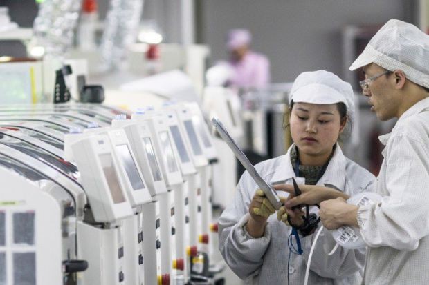 Muốn thoát kiếp gia công, Foxconn hướng tới trở thành một nền tảng AI - Ảnh 3.