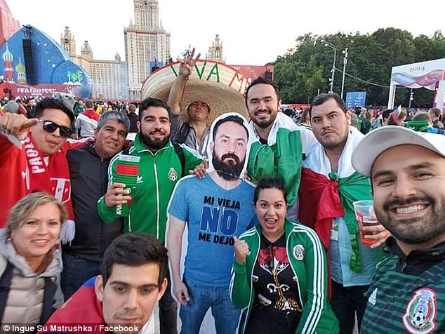 Bị vợ cấm cửa, anh chồng Mexico vẫn được bạn bè cho lượn lờ khắp nước Nga xem World Cup - Ảnh 2.