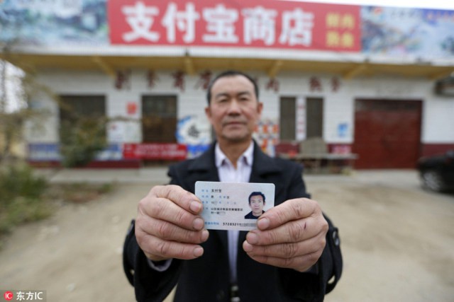 Trung Quốc: Phát hiện người đàn ông giống hệt Jack Ma rao bán nấm rừng ở ven đường - Ảnh 7.