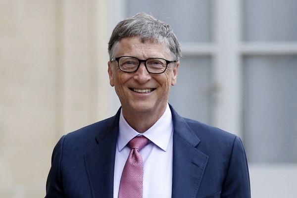 Bill Gates không hề thua kém Jeff Bezos về khả năng kiếm tiền, ông mất ngôi vị giàu nhất thế giới vì lý do đầy nhân văn và tình người - Ảnh 1.