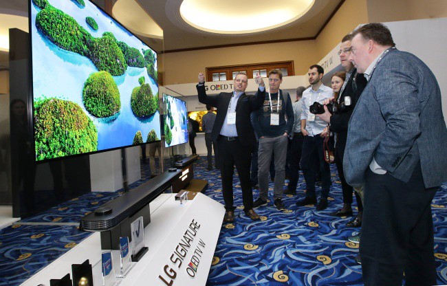 LG sẽ ra mắt micro LED TV lớn nhất thế giới tại IFA - Ảnh 1.