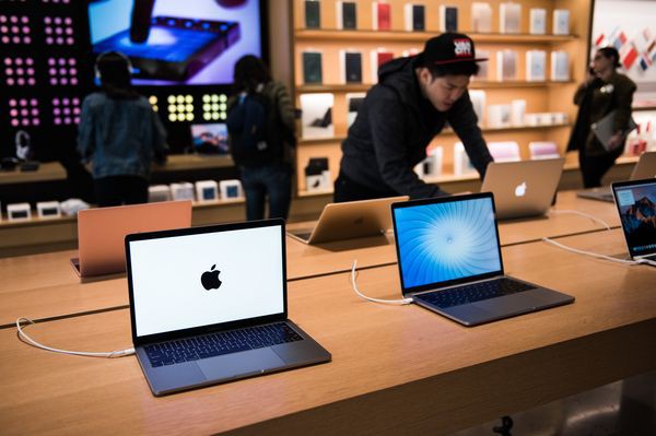 Apple sẽ ra mắt MacBook giá rẻ mới và phiên bản nâng cấp của Mac Mini vào cuối năm nay - Ảnh 1.