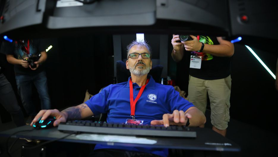 Đi&ecirc;n cũng được, nhưng chiếc ghế chơi game Predator Thronos của Acer l&agrave; thứ mọi game thủ đều muốn - Ảnh 7.