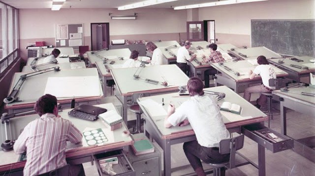 Sự khổ sở của dân thiết kế trước khi có AutoCAD được thể hiện qua 15  bức ảnh cũ kỹ từ những năm 1970 - Ảnh 2.