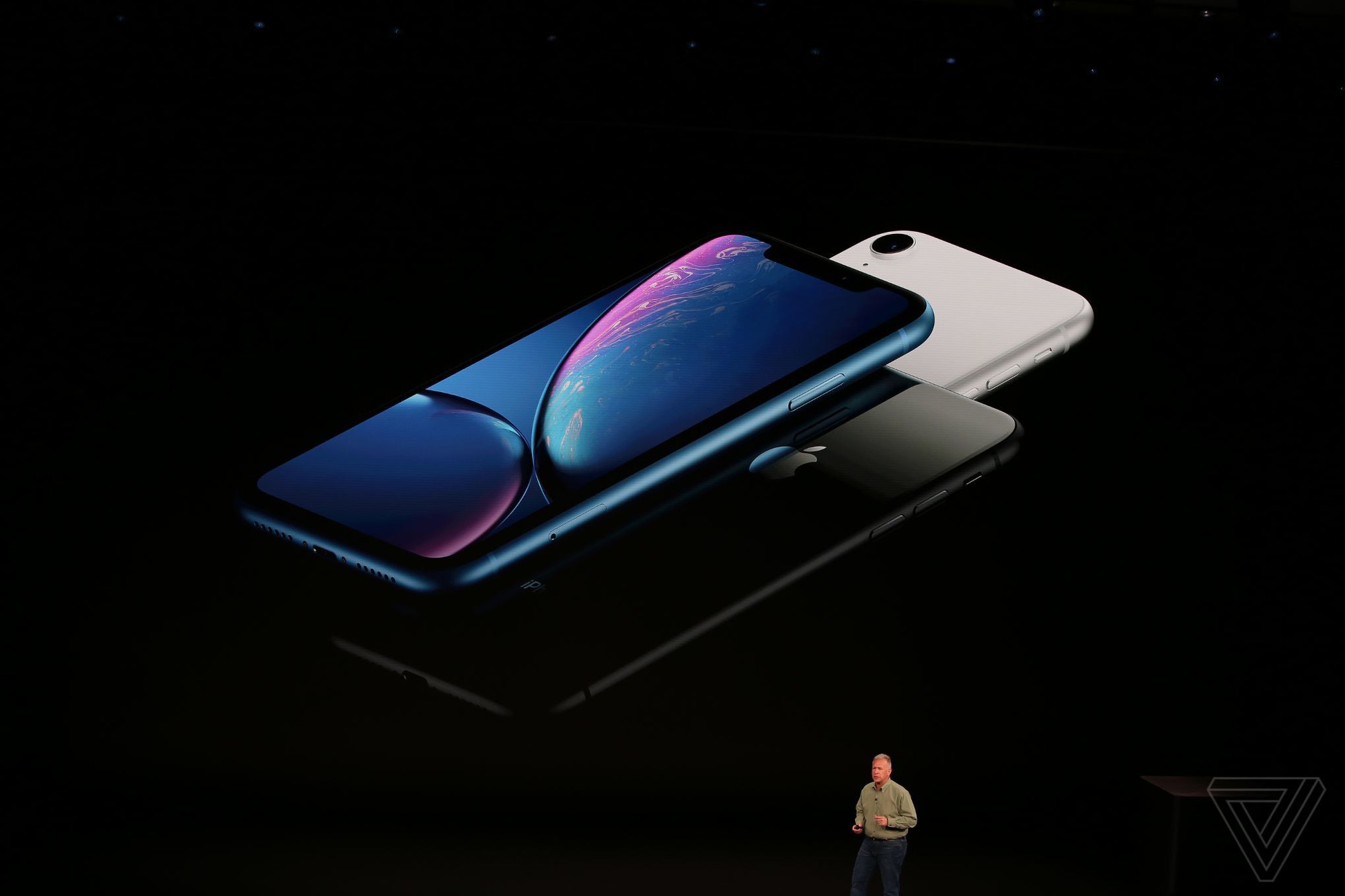iPhone Xr ch&iacute;nh thức ra mắt: Nhiều trang bị giống hệt iPhone Xs, cũng c&oacute; Face ID, sặc sỡ hơn, gi&aacute; 749 USD - Ảnh 7.