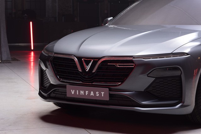 NÓNG: VinFast tung loạt ảnh và video chính thức của SUV và sedan sắp trình làng - Ảnh 7.