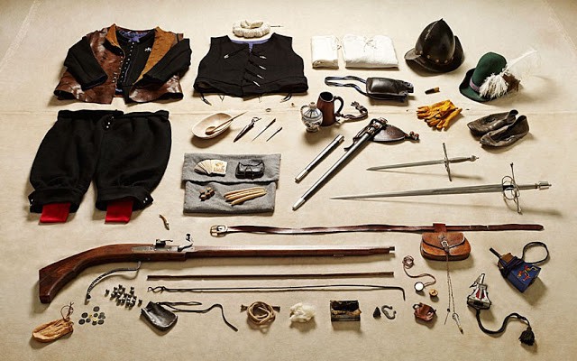 Từ chiến tranh trung cổ cho tới thời hiện đại, đây là tất cả những vật dụng mà binh lính từng mang ra trận - Ảnh 5.