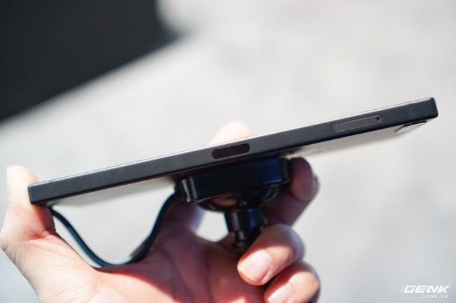 [CES 2018] Cận cảnh Razer Phone và Project Linda, thiết bị biến Razer Phone thành laptop - Ảnh 5.