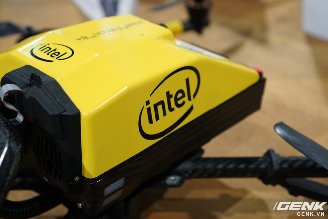 [CES 2018] Intel giới thiệu mẫu drone Falcon™ 8 - Ảnh 5.