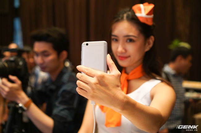 Xiaomi Redmi 5A chính thức ra mắt tại Việt Nam, giá chỉ 1,79 triệu - Ảnh 8.