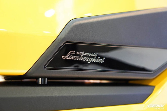 [CES 2019] Thư giãn cũng phải chất với ghế massage Lamborghini giá bán gần 700 triệu Đồng - Ảnh 3.