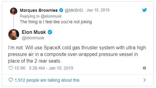Elon Musk tuyên bố xe Roadster sắp ra mắt của Tesla sẽ có khả năng bay - Ảnh 3.