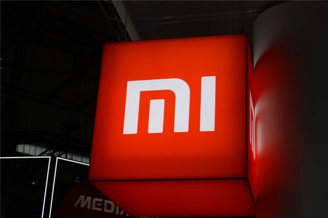 CEO Xiaomi tuyên bố Mi 9 sẽ được nâng cấp khả năng sạc nhanh - Ảnh 1.