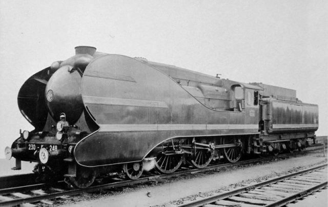 Chào mừng đến thế kỷ 20, khi đầu máy xe lửa có thiết kế đậm chất khoa học viễn tưởng - Ảnh 8.