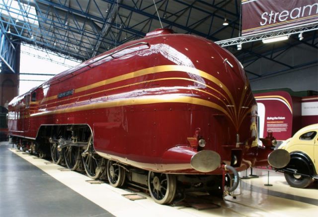 Chào mừng đến thế kỷ 20, khi đầu máy xe lửa có thiết kế đậm chất khoa học viễn tưởng - Ảnh 15.