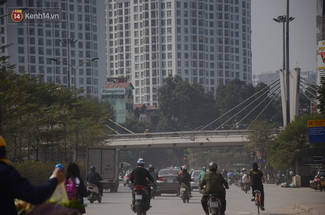 Không khí thành phố Hà Nội những ngày giáp Tết chạm mức nguy hại, chuyên gia lên tiếng lý giải nguyên nhân - Ảnh 7.