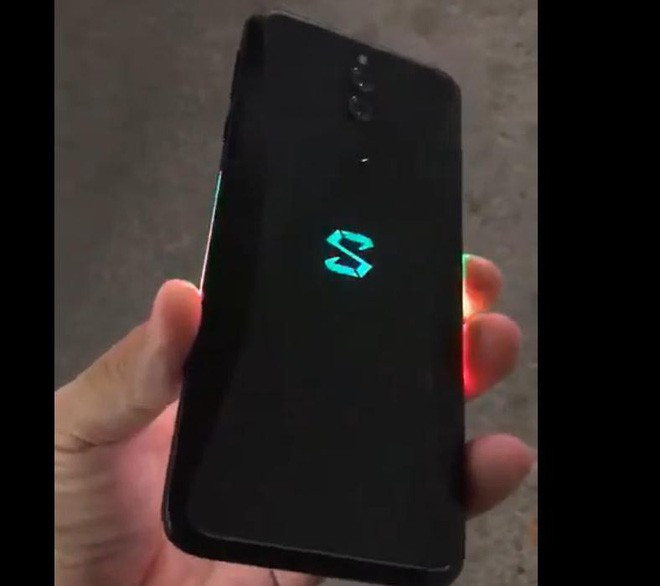 Xiaomi Black Shark 2 trang bị chip Snapdragon 855 và RAM 8GB, điểm Geekbench cao kỷ lục gần bằng với iPhone Xs Max - Ảnh 1.