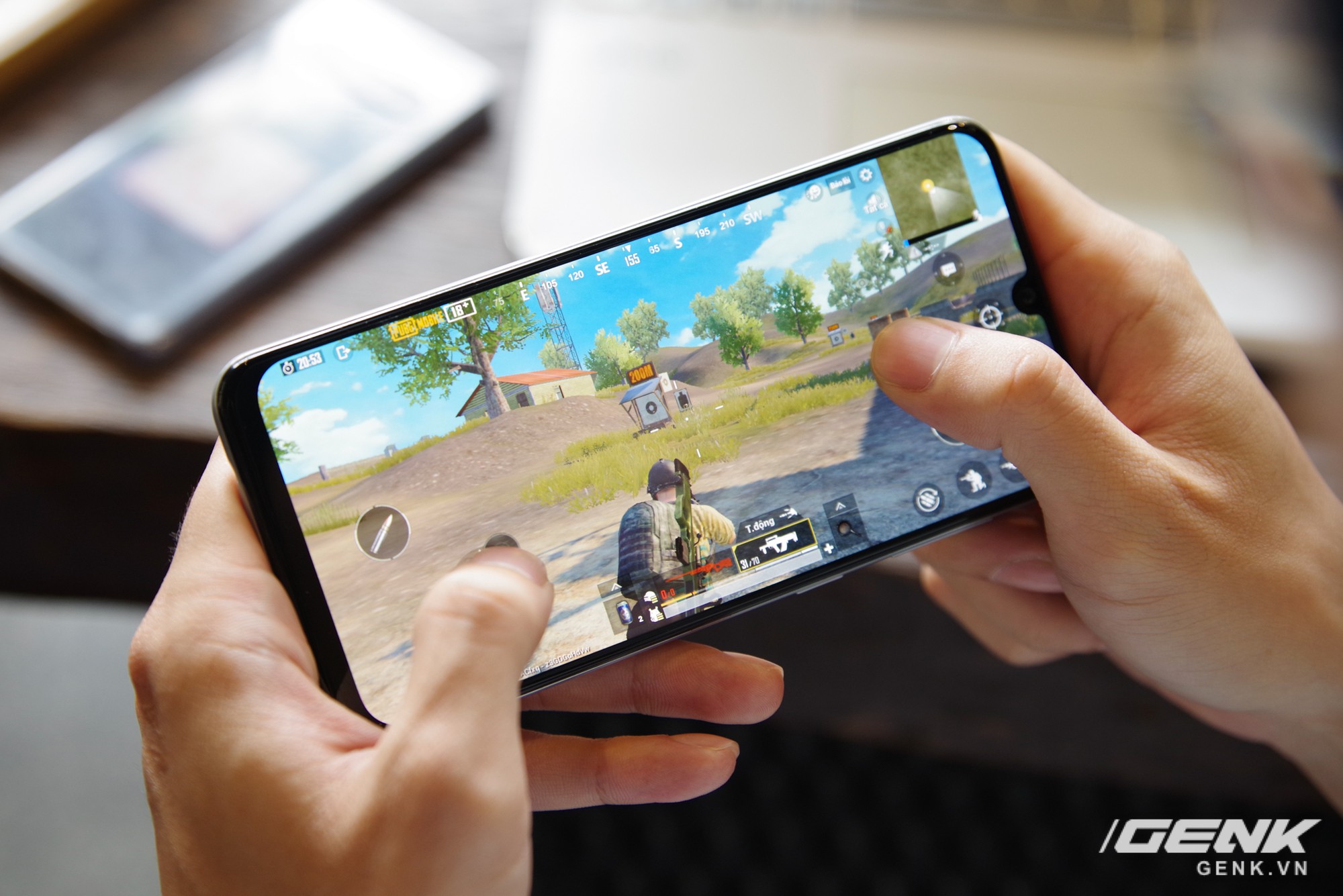 Trải nghiệm chơi game tr&ecirc;n Galaxy A50s: m&aacute;y m&aacute;t h&igrave;nh mượt, chưa phải tốt nhất nhưng cũng đủ d&ugrave;ng - Ảnh 2.