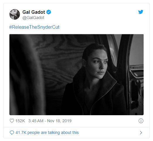 Chị đại Gal Gadot, Batman Ben Affleck đồng loạt lên tiếng ủng hộ chiến dịch #ReleaseTheSnyderCut, DC sắp có biến lớn? - Ảnh 1.