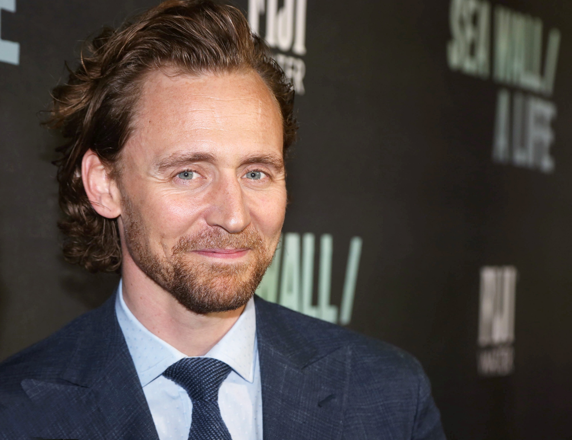 Hóa ra Loki Tom Hiddleston từng khao khát được đóng vai Thor, có cả video đi casting hẳn hoi - Ảnh 1. Hóa ra Loki Tom Hiddleston từng khao khát được đóng vai Thor, có cả video đi casting hẳn hoi - Ảnh 1.