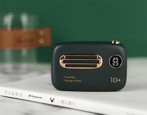 Xiaomi ra mắt sạc dự phòng kiêm đài FM, giá chỉ 455.000 đồng - Ảnh 3.