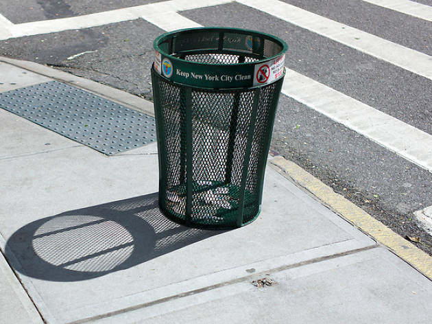Đây là thiết kế thùng rác mới vừa được thành phố New York chọn để sử dụng trong tương lai - Ảnh 2.