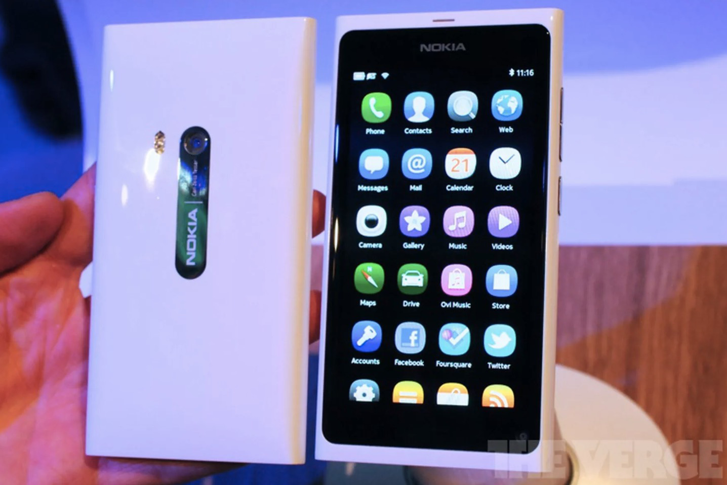 Nhìn lại Nokia N9: Kẻ tiên phong ngã ngựa