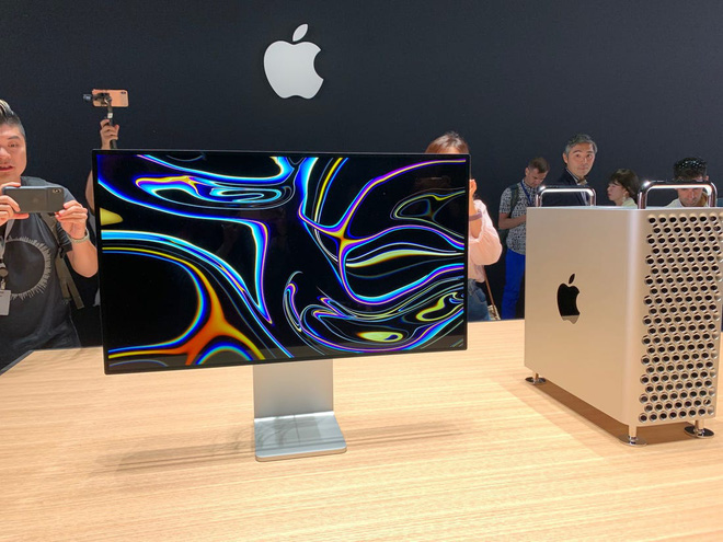 Đẳng cấp của Apple: Bánh xe đẩy Mac Pro giá hơn 9 triệu, khăn lau màn hình cũng phải qua 7749 bước để vệ sinh cho sạch - Ảnh 1.